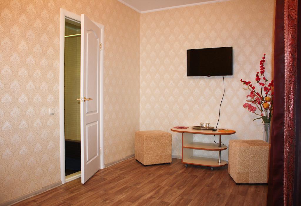 Vesela Bdzhilka Hotel Sumy Phòng bức ảnh